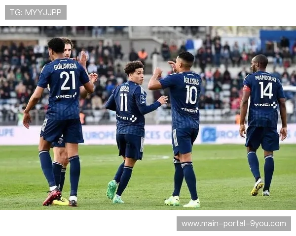欧塞尔0-0战平巴黎FC，保级路再添一分