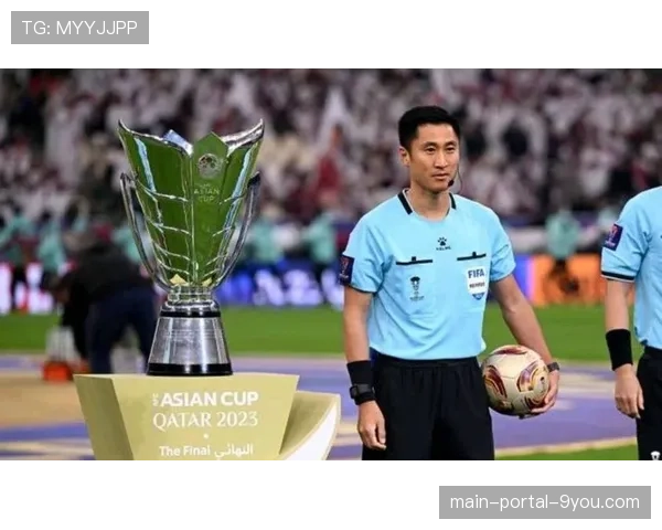 从青训到世界杯:中国裁判马宁组的国际执法之路